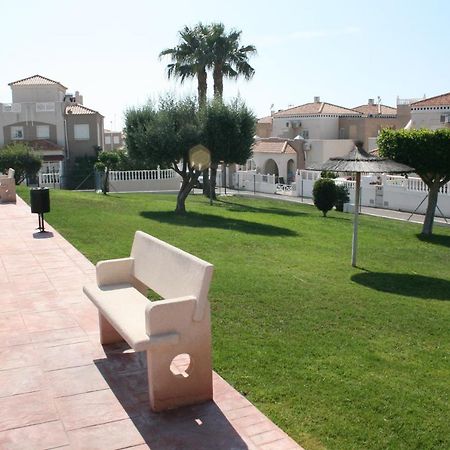 Apartmán Altos De La Bahia 83 Torrevieja Exteriér fotografie